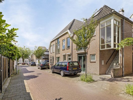 Hoofdfoto van Aalten Damstraat 13
