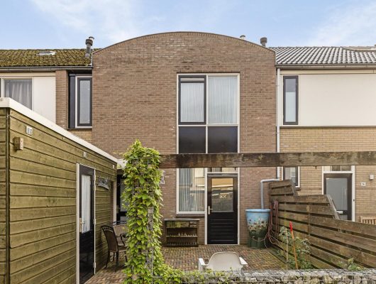 Hoofdfoto van Aalten Saturnus 28