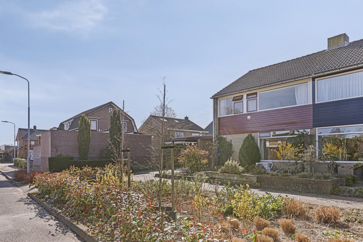 Te koop: Foto Woonhuis aan de Tubantenstraat 1 in Aalten