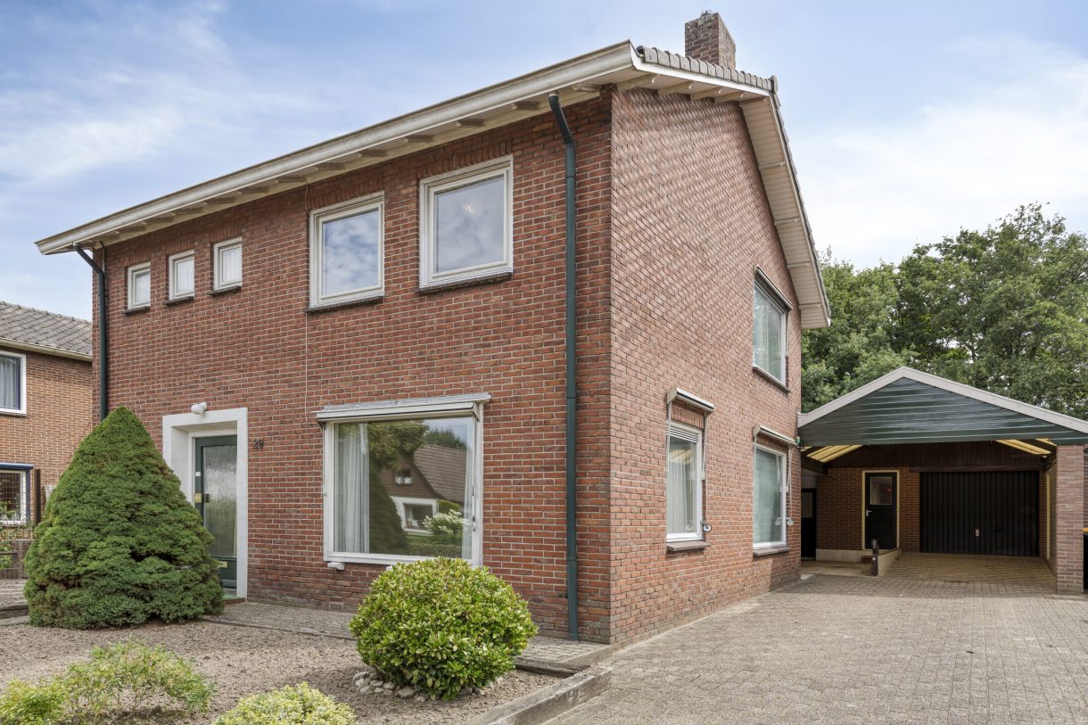 Te koop: Foto Woonhuis aan de Bocholtsestraatweg 29 in Aalten