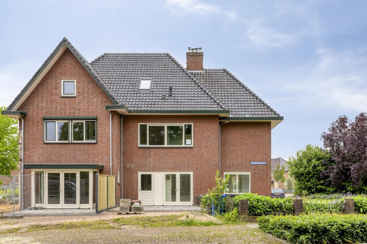Te koop: Foto Woonhuis aan de Plein-Zuid 7 in Aalten