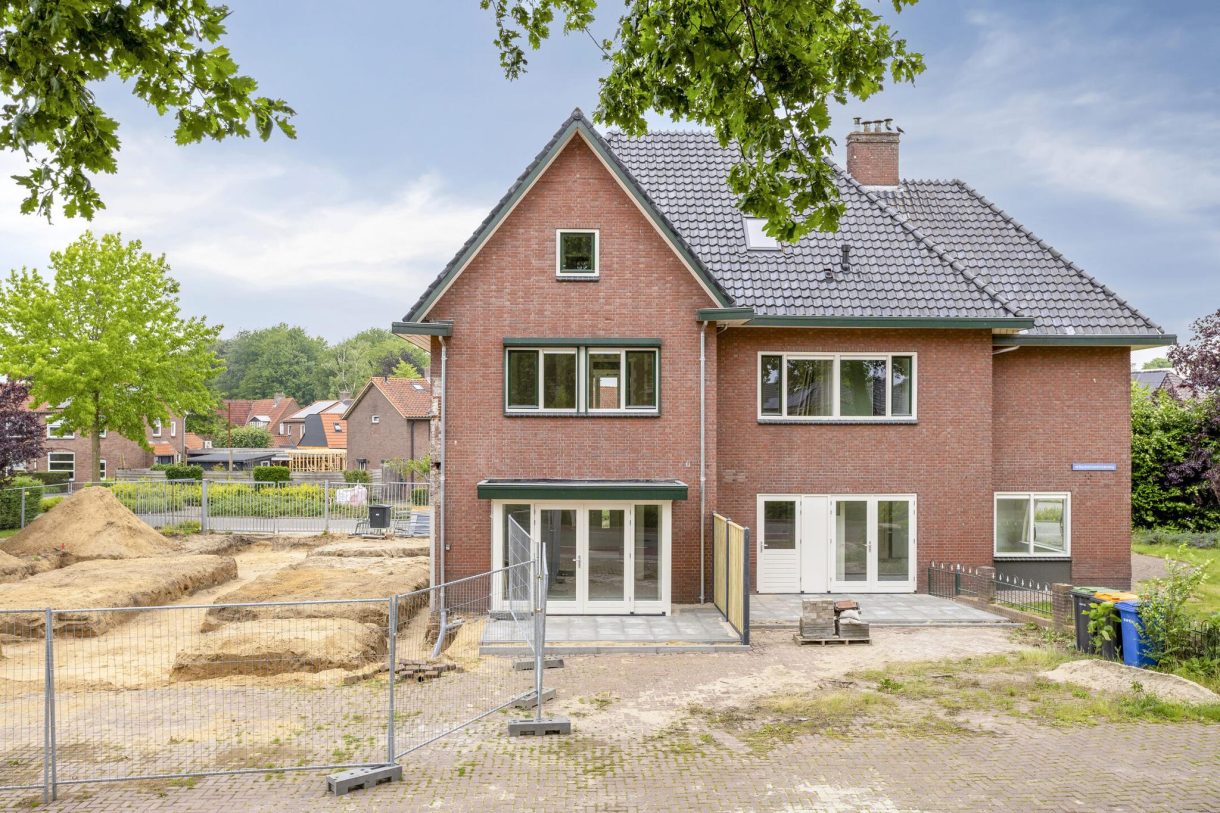 Te koop: Foto Woonhuis aan de Plein-Zuid 7A in Aalten