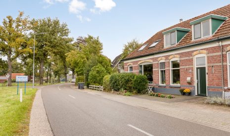 Te koop: Foto Woonhuis aan de Vredenseweg 128 in Winterswijk